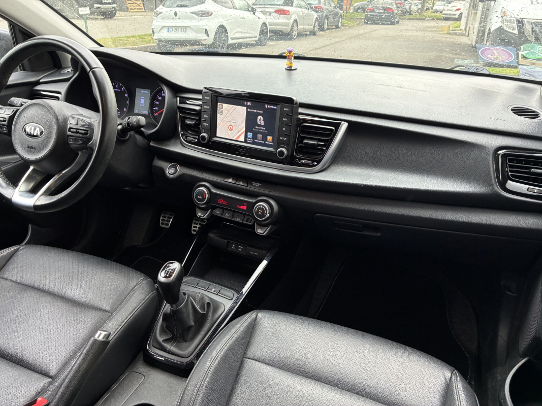 Kia Rio — 12