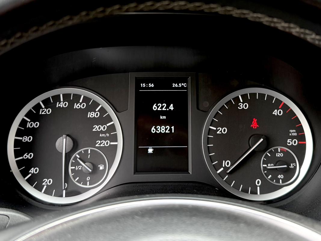Mercedes Vito — 17