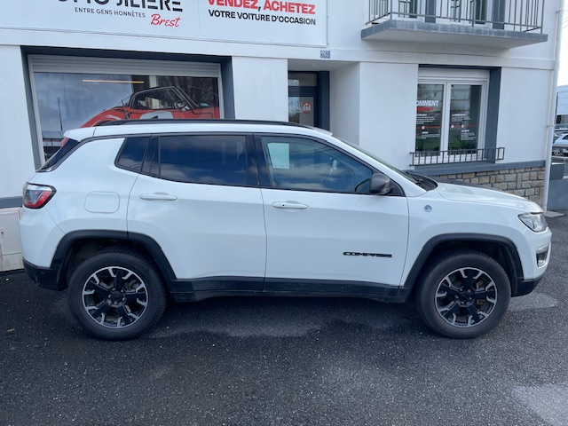 Jeep Compass — 2