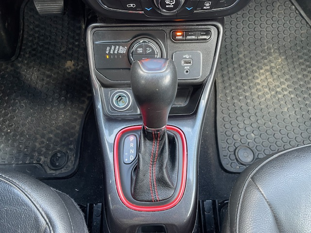 Jeep Compass — 9