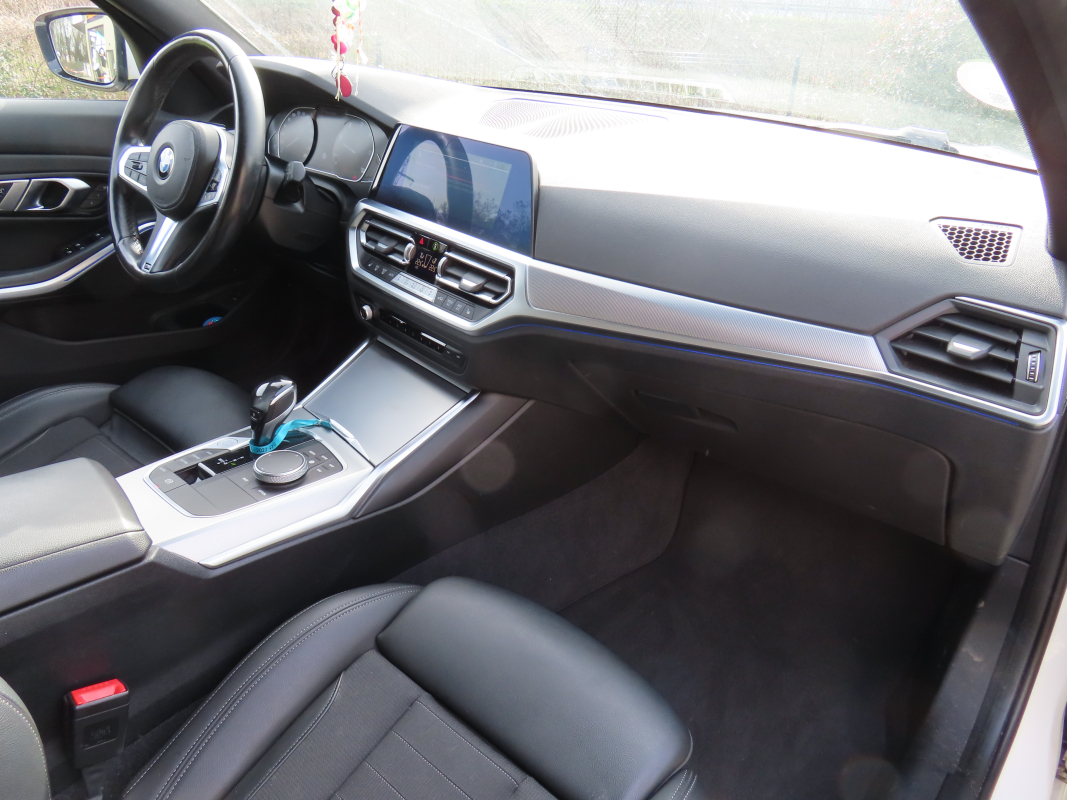 Bmw Série 3 Touring — 12