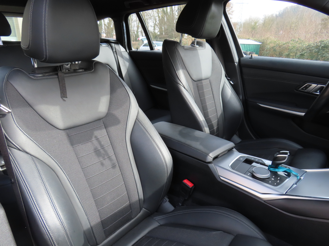 Bmw Série 3 Touring — 13