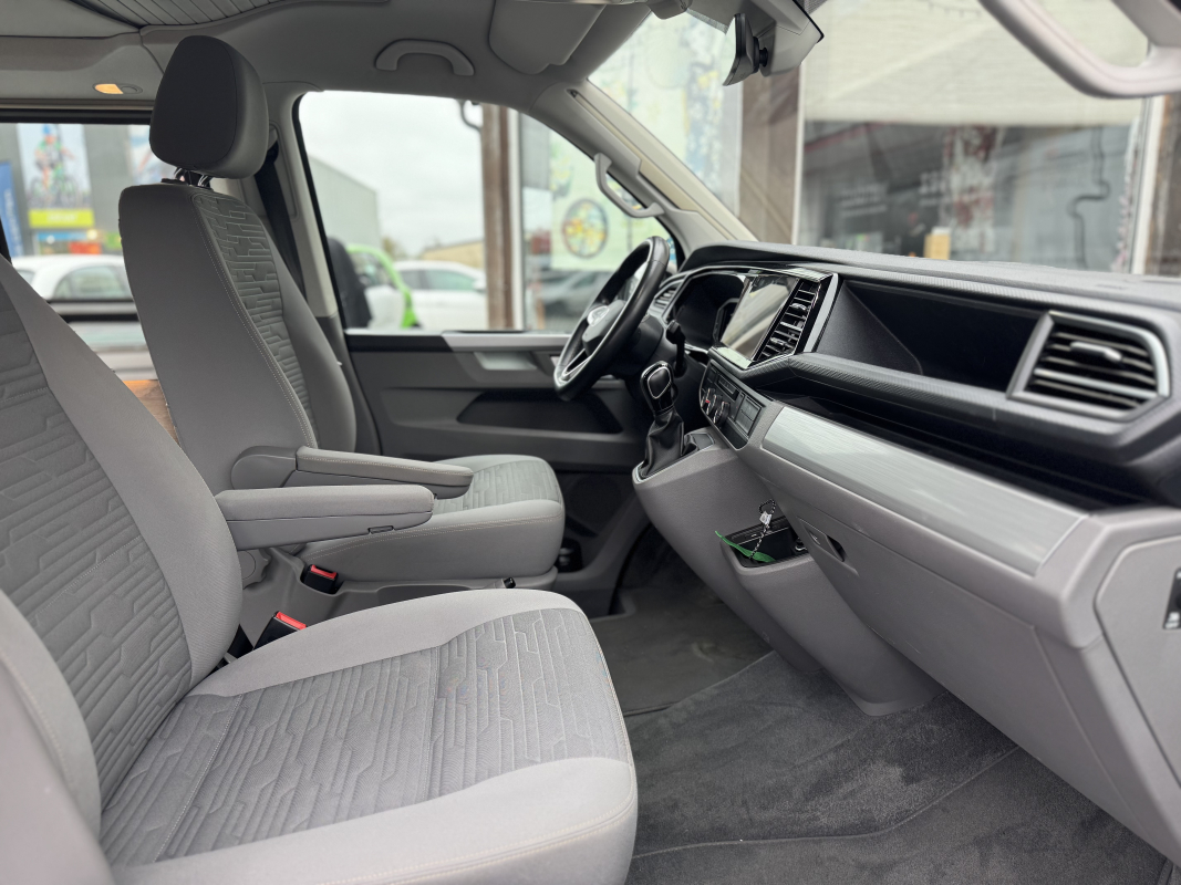 Volkswagen California — 16