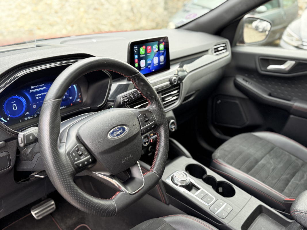 Ford Kuga — 10