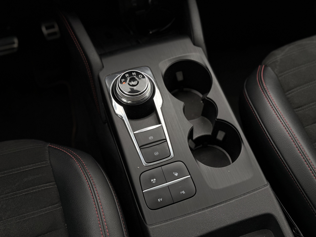 Ford Kuga — 19