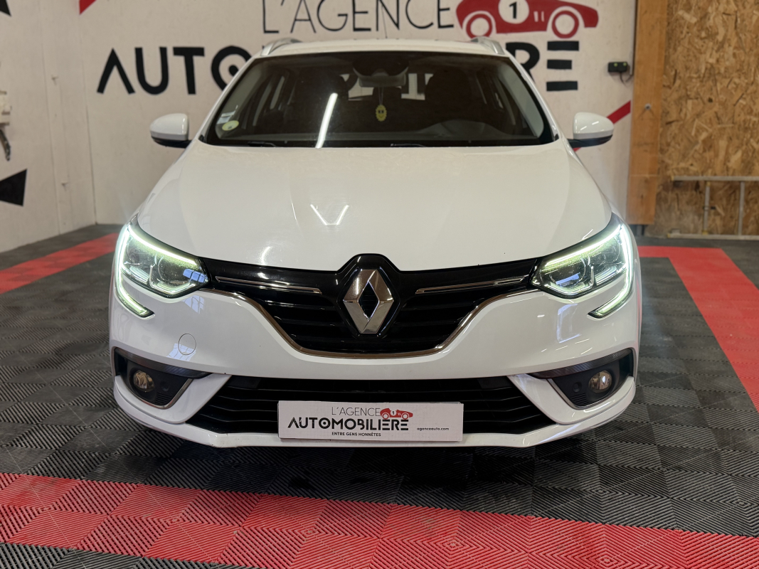 Renault Megane — 6