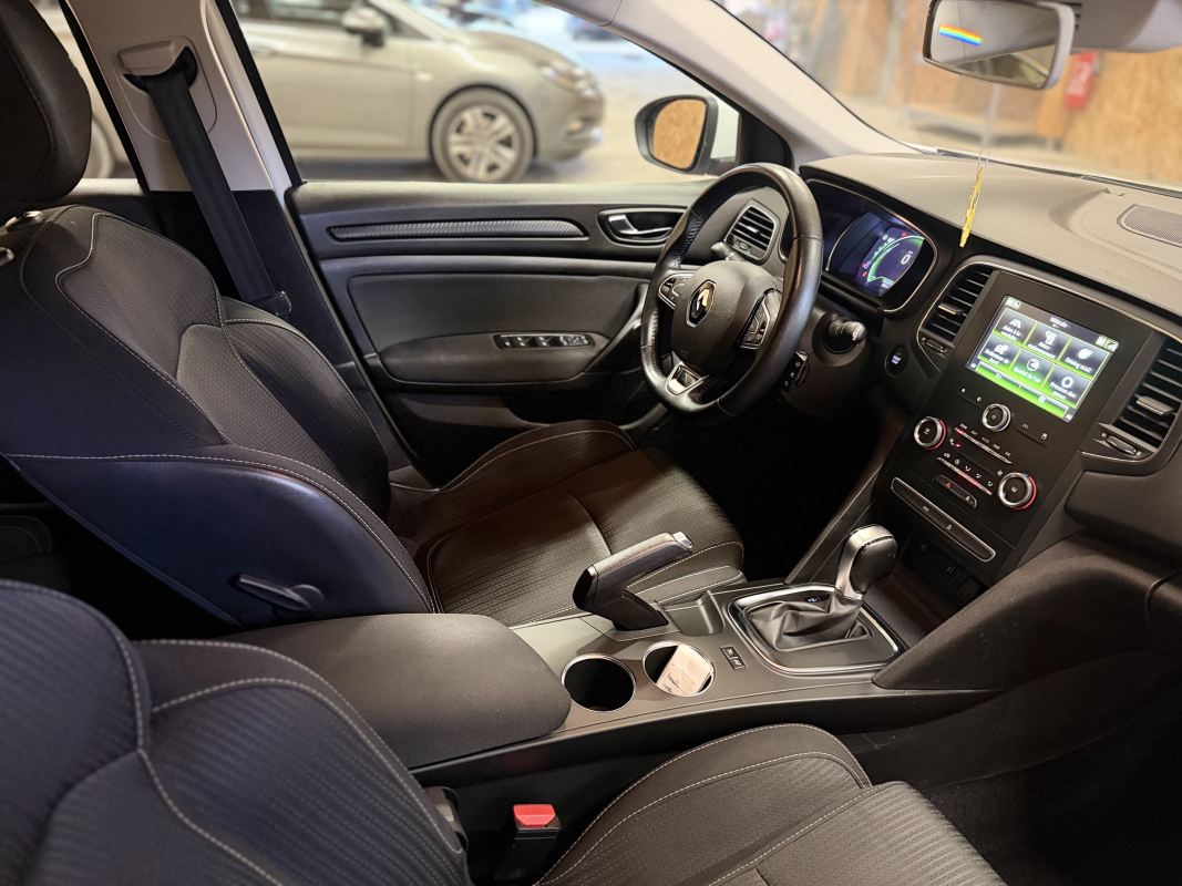 Renault Megane — 11