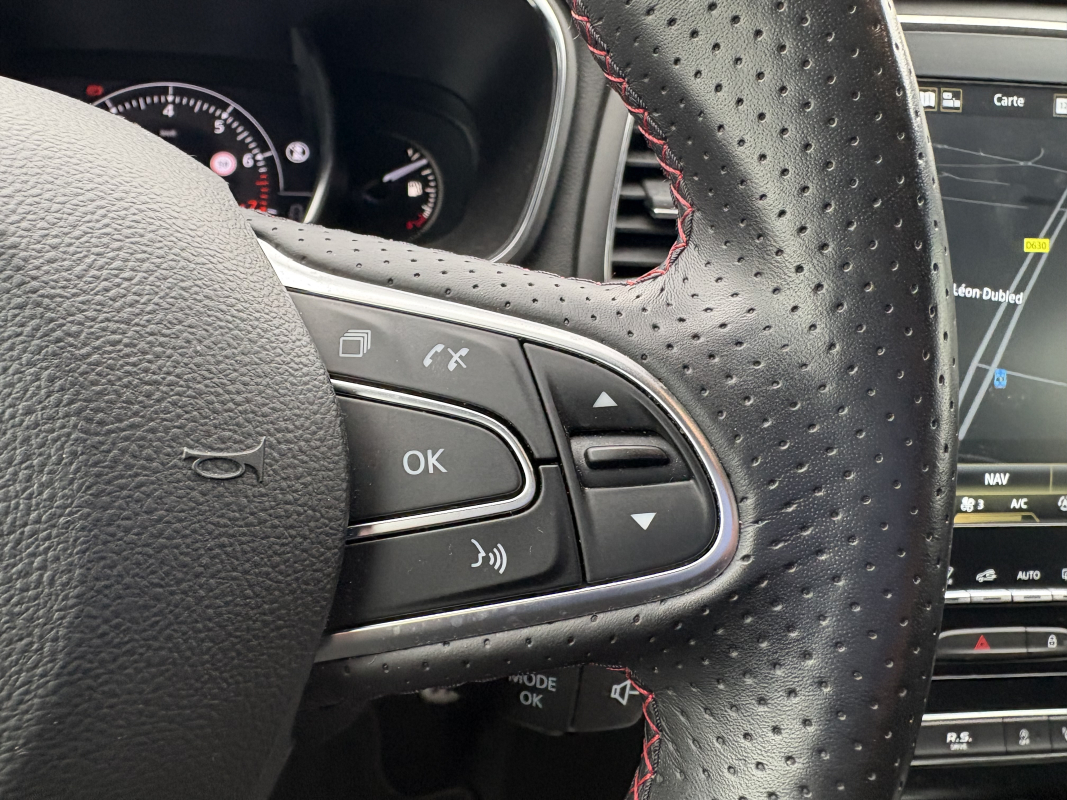 Renault Megane — 33
