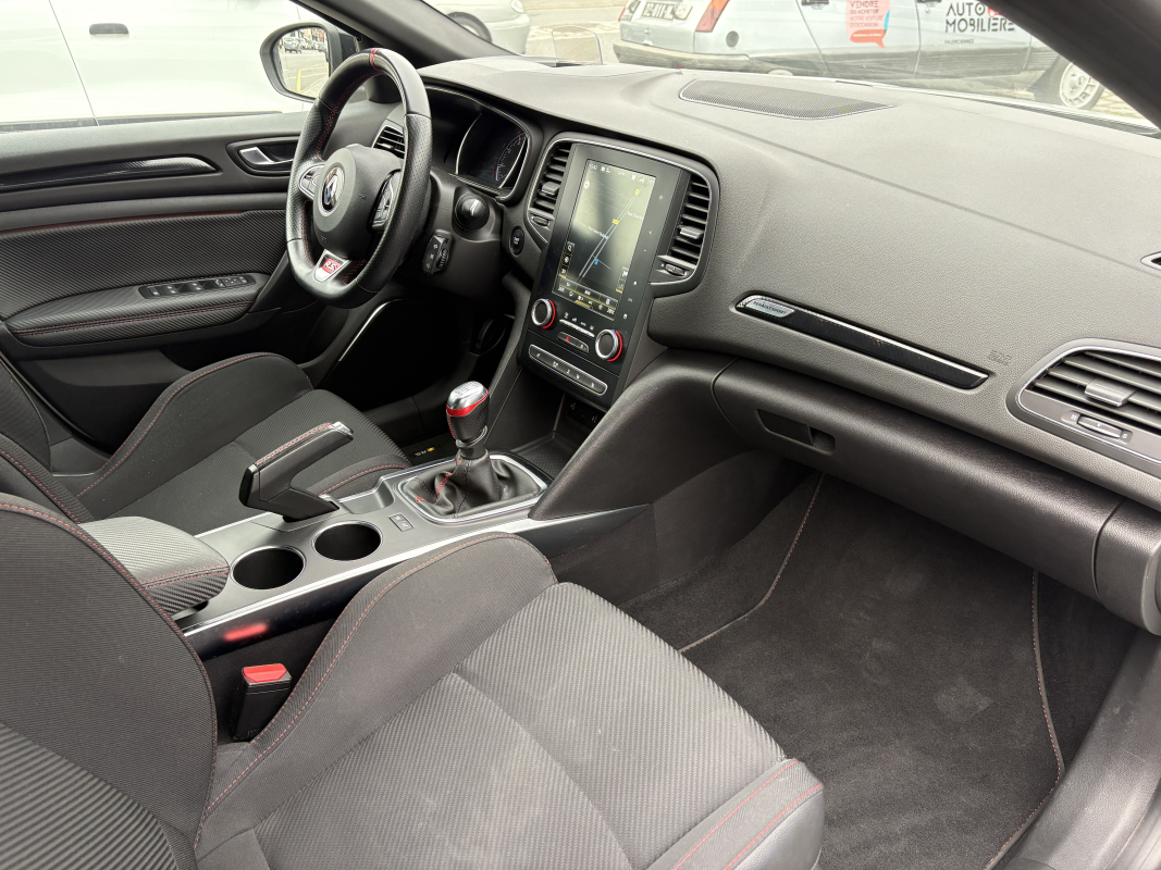 Renault Megane — 11