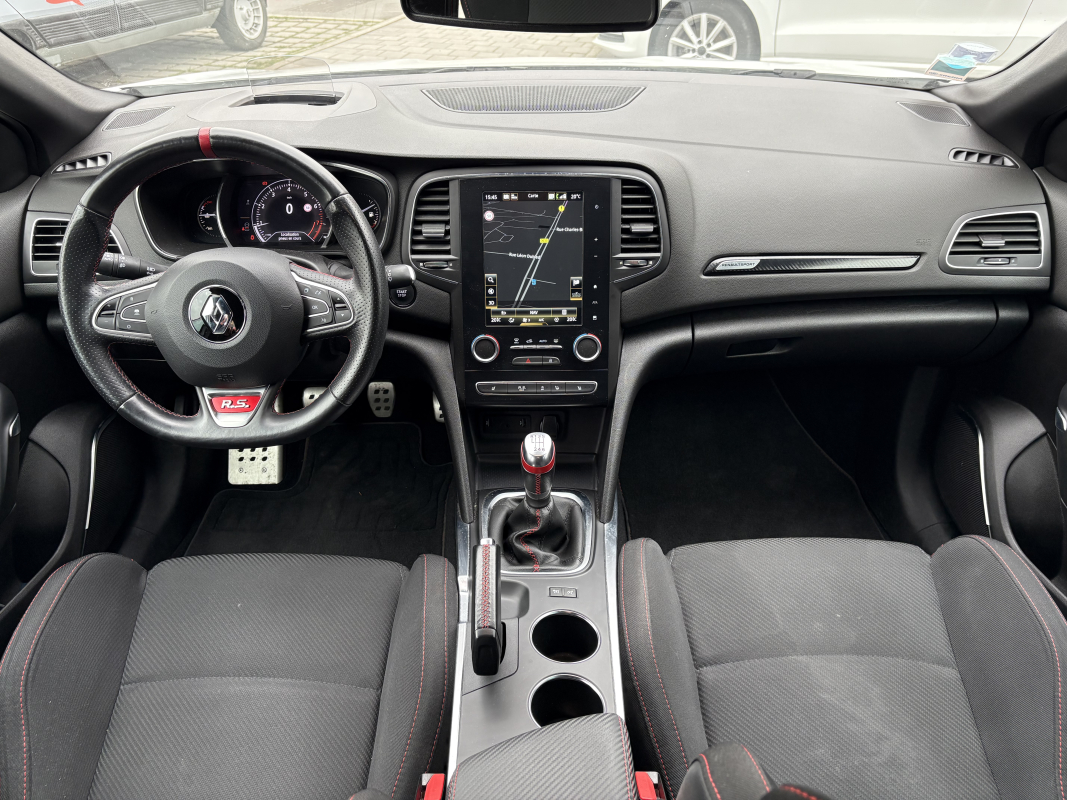 Renault Megane — 10