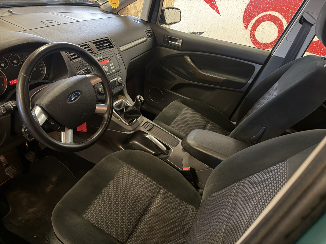 Ford Focus — 9