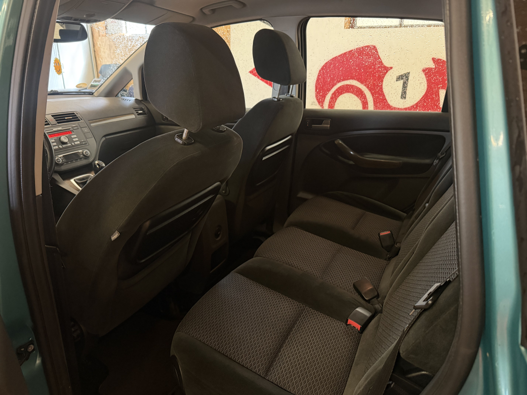 Ford Focus — 16