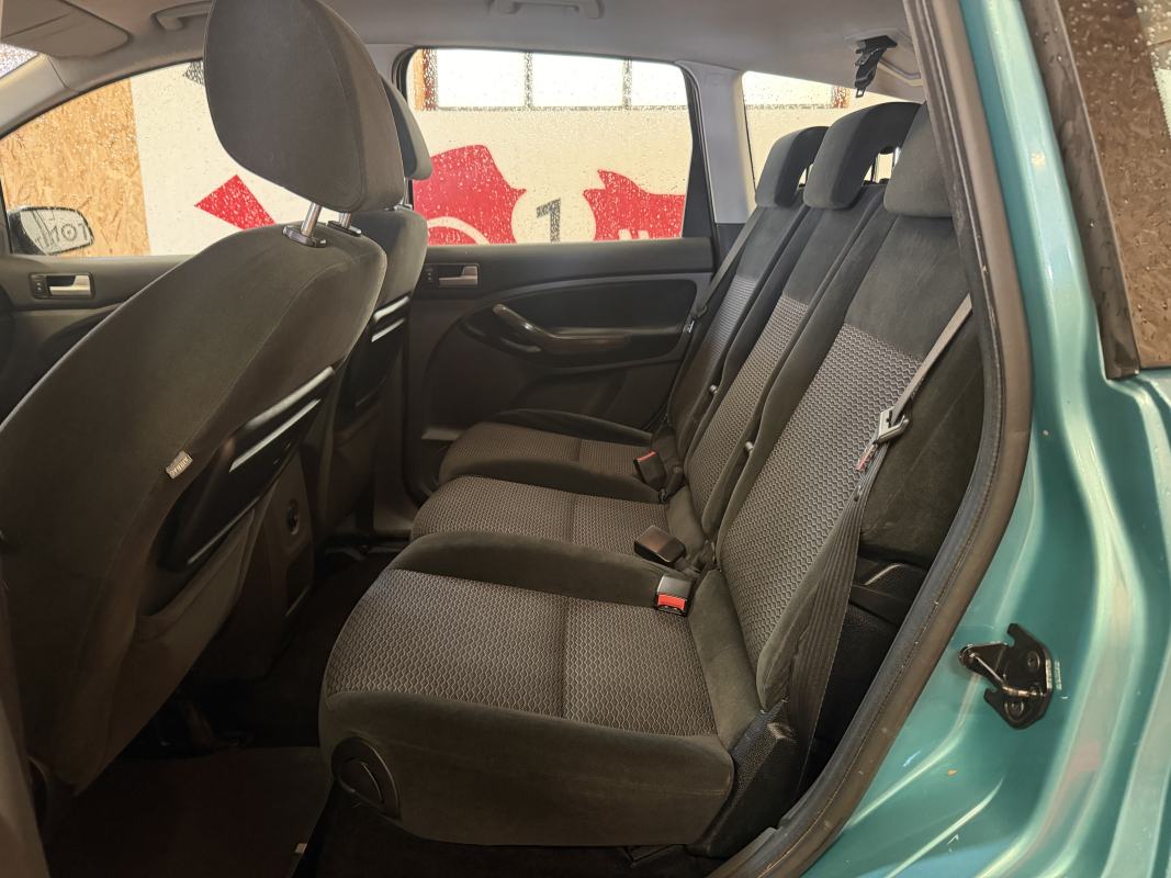 Ford Focus — 14