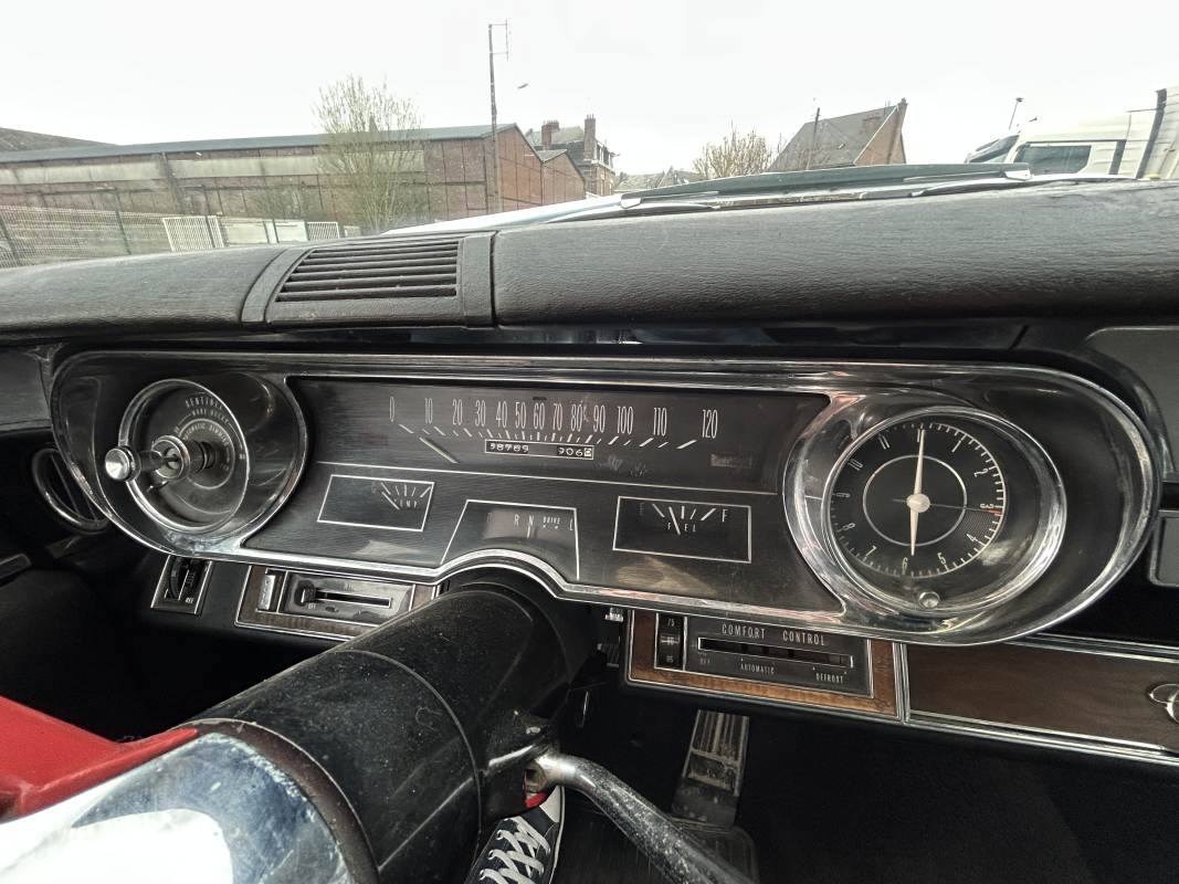 Cadillac Fleetwood — 15