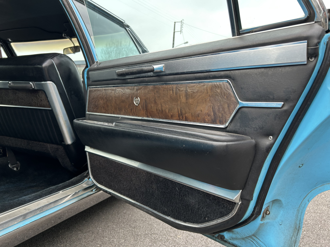 Cadillac Fleetwood — 27