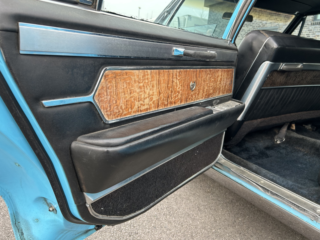 Cadillac Fleetwood — 30