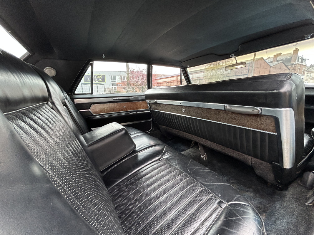 Cadillac Fleetwood — 28