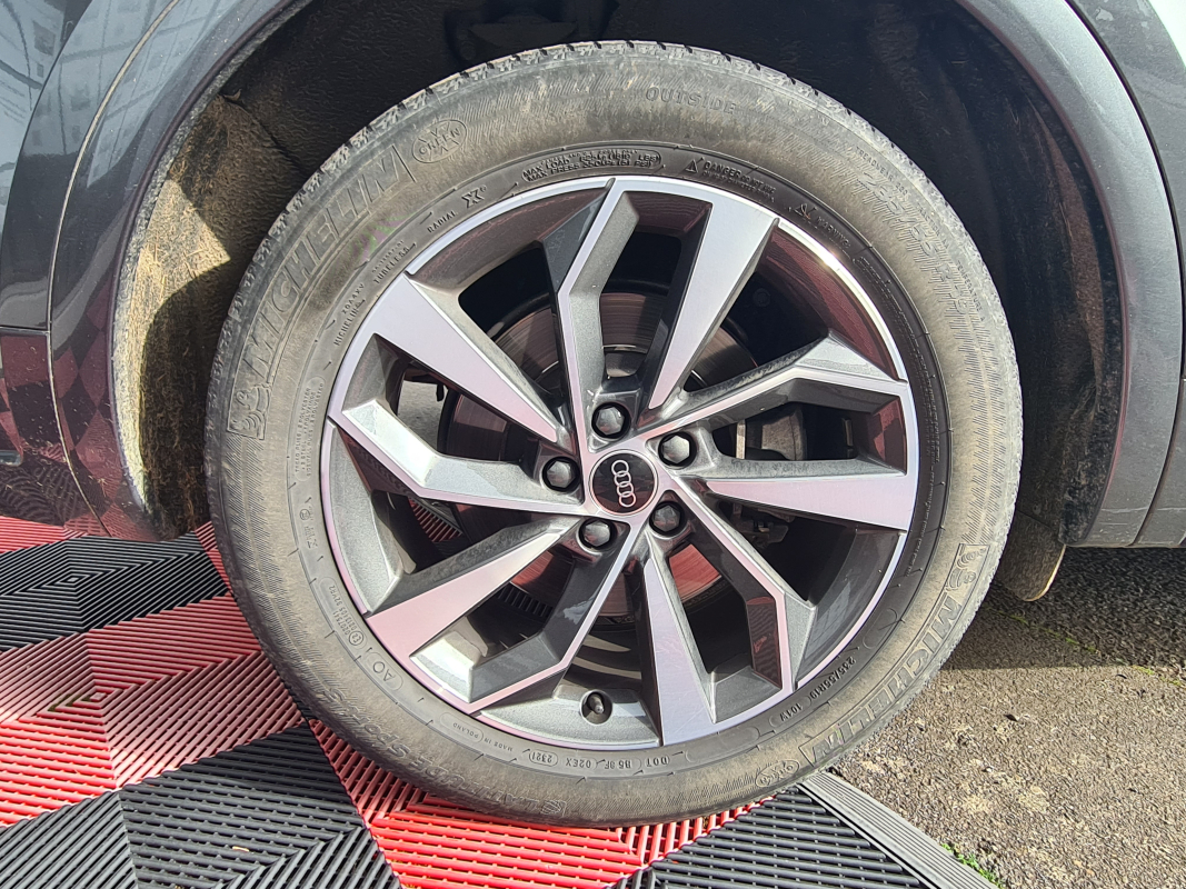 Audi Q5 — 35