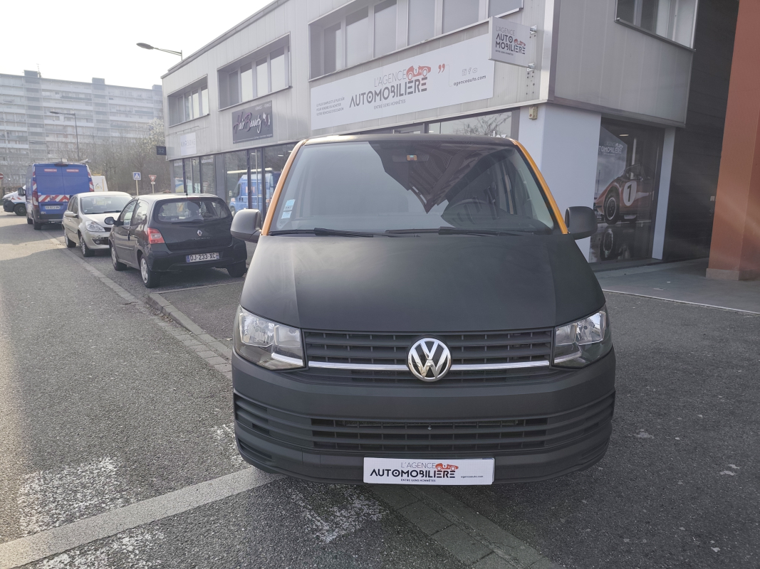 Volkswagen Transporter — 2