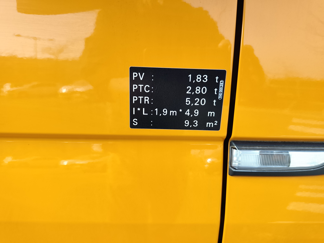 Volkswagen Transporter — 10