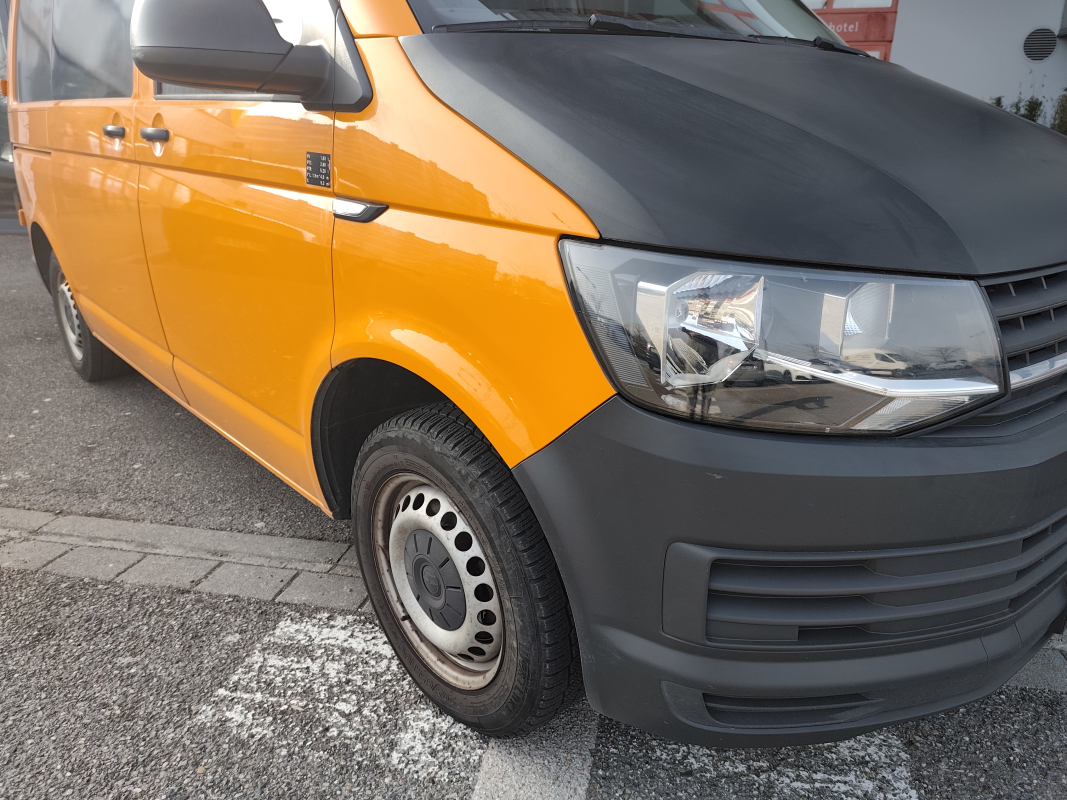 Volkswagen Transporter — 21