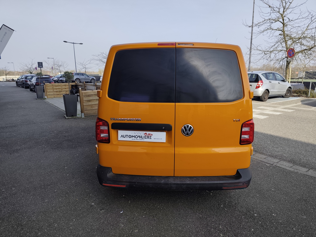 Volkswagen Transporter — 7