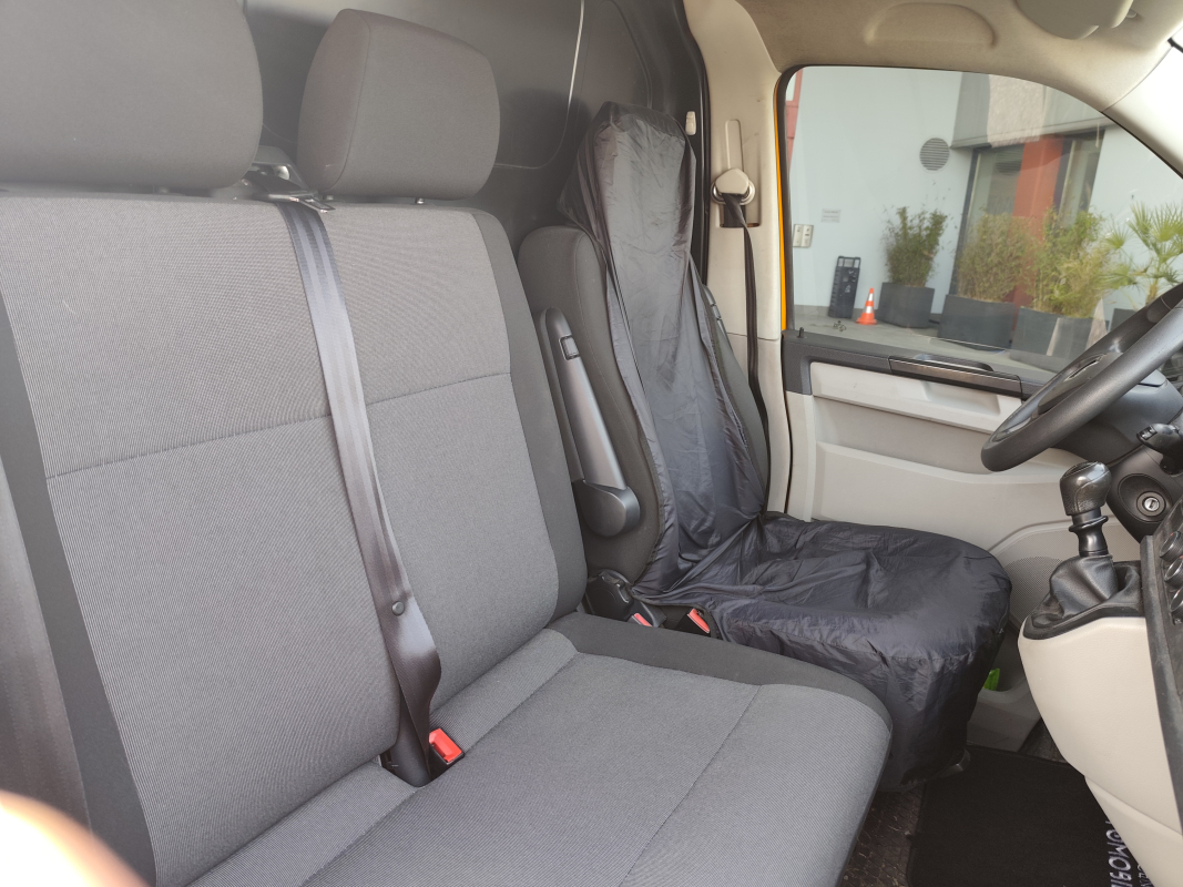 Volkswagen Transporter — 12