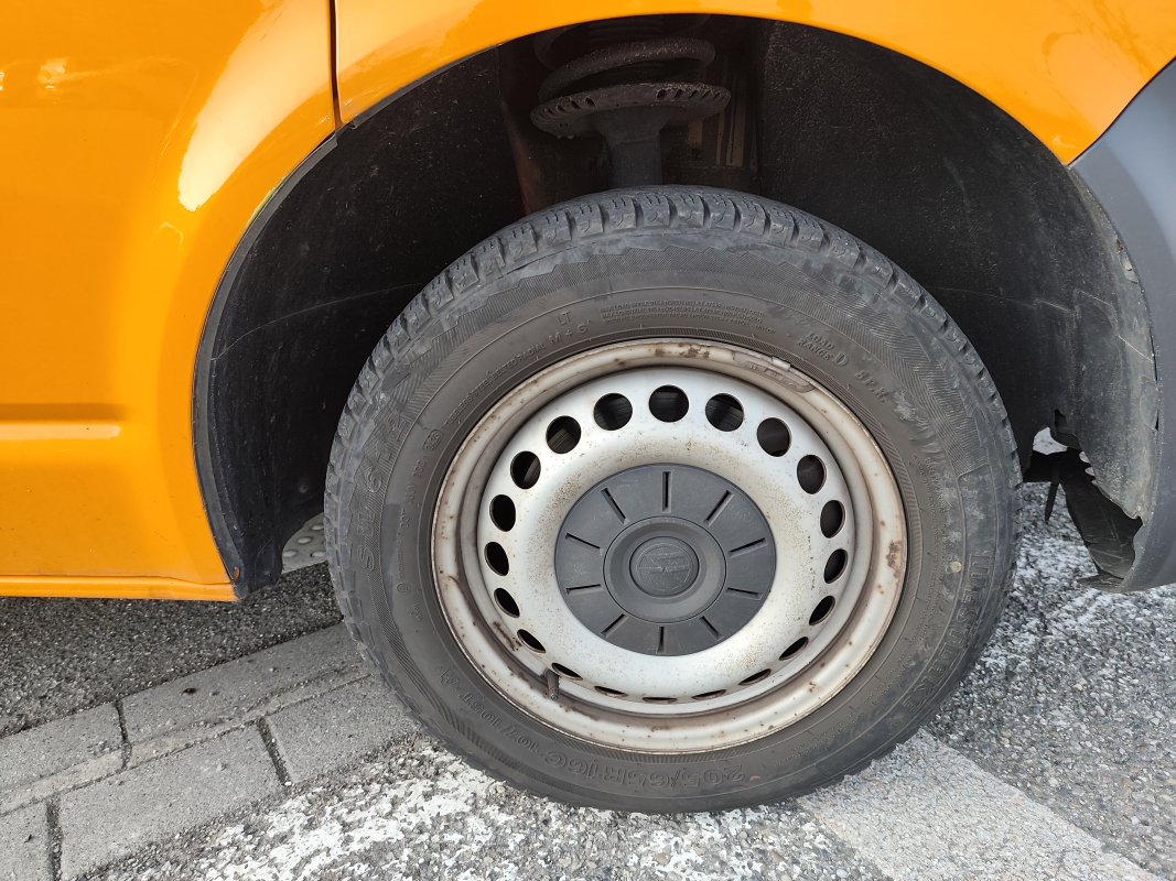 Volkswagen Transporter — 27