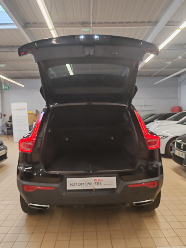 Volvo XC40 — 6