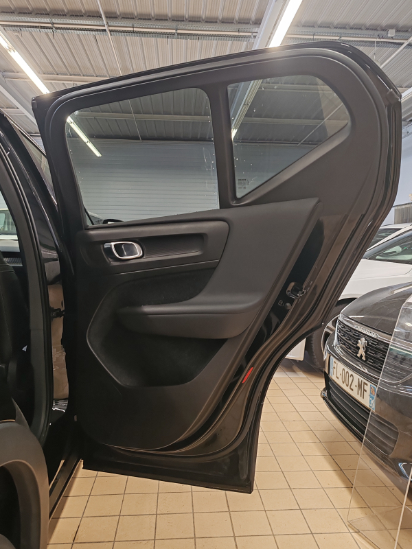 Volvo XC40 — 28