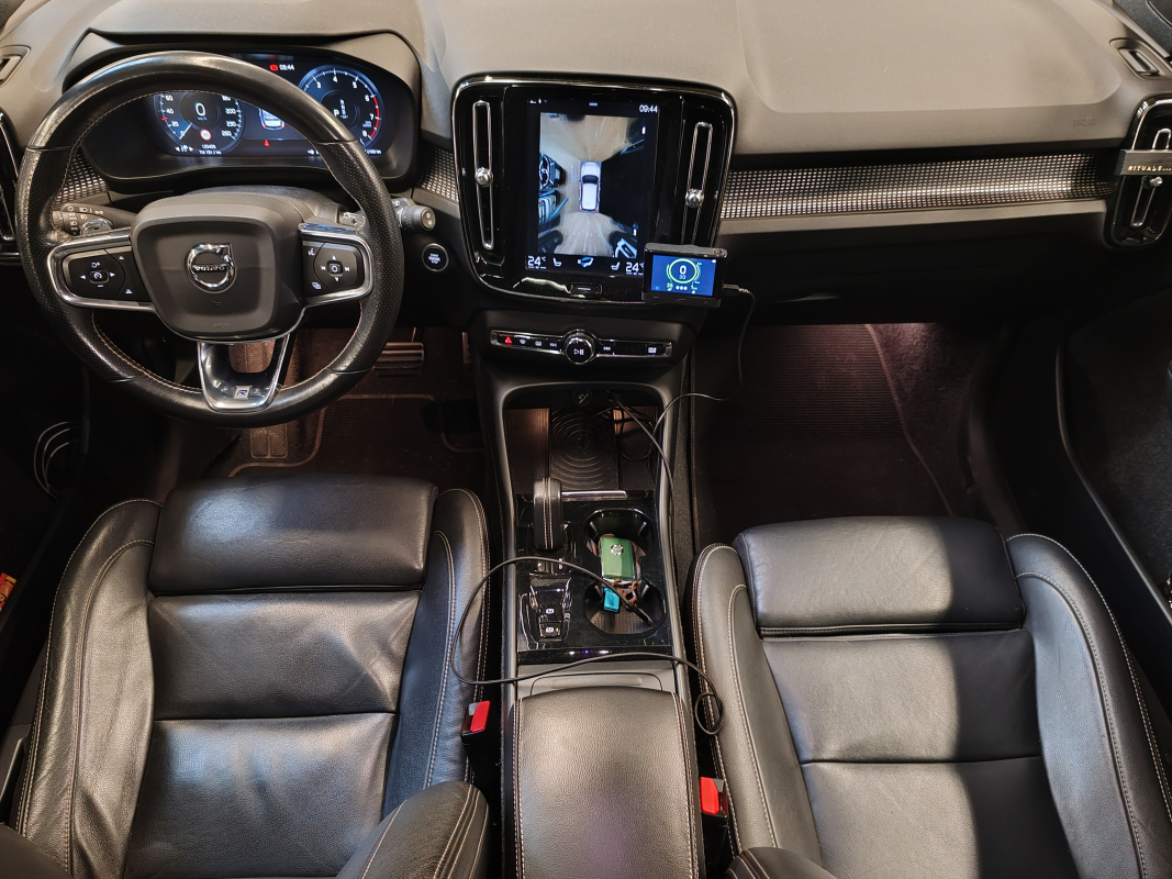Volvo XC40 — 9