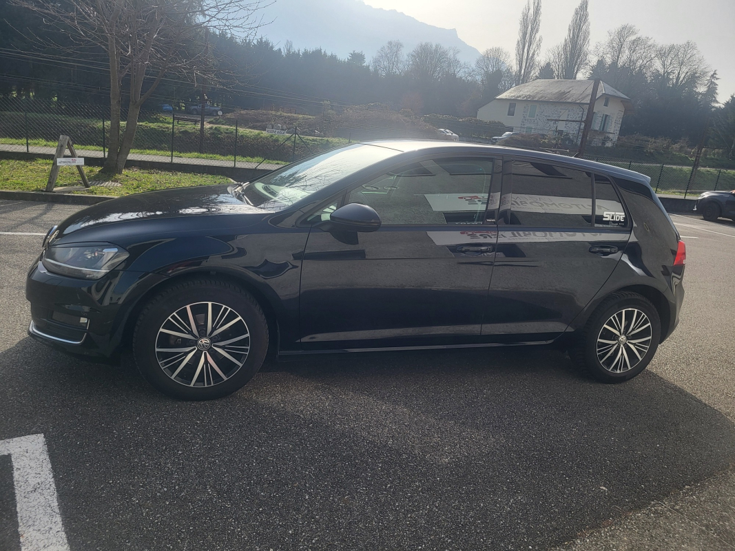 Volkswagen Golf — 6
