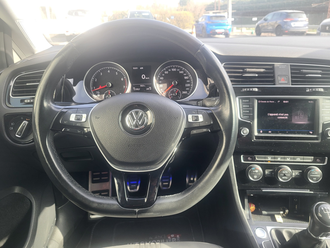 Volkswagen Golf — 18