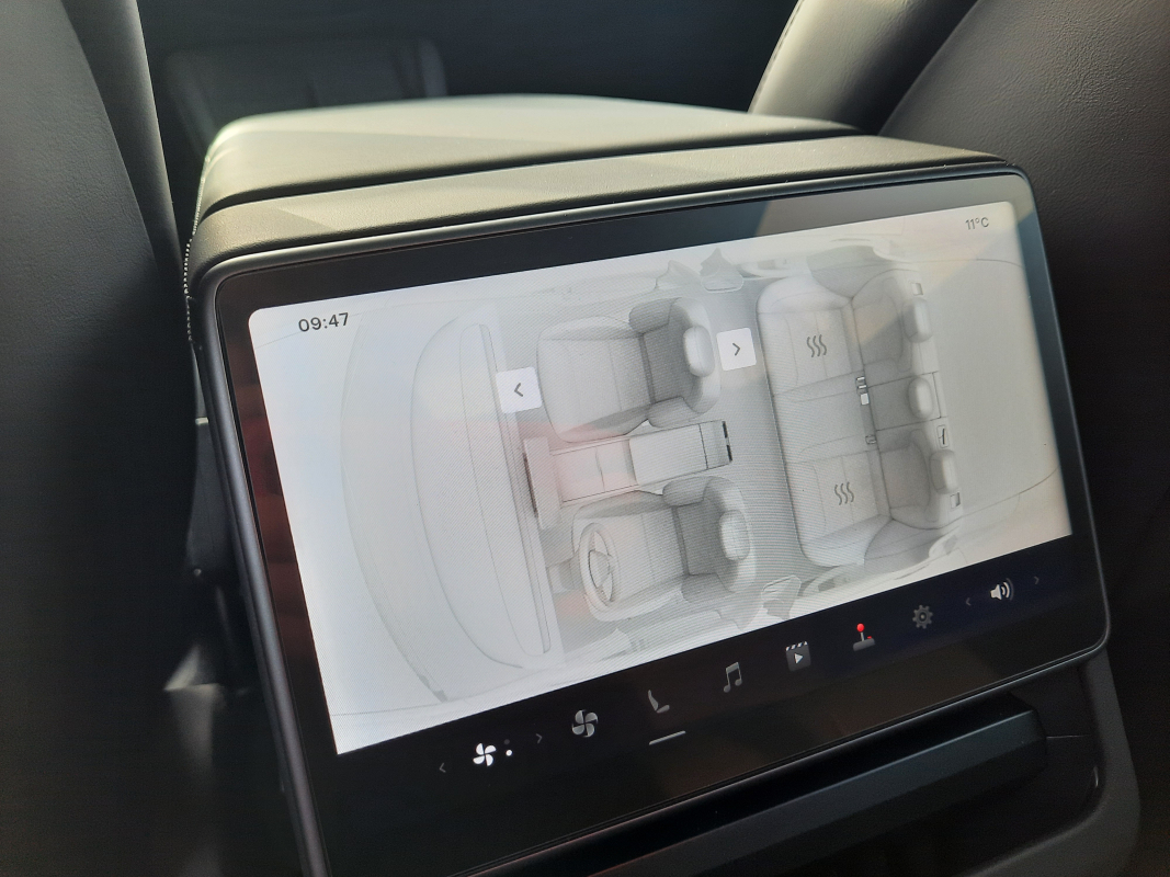 Tesla Model 3 — 28
