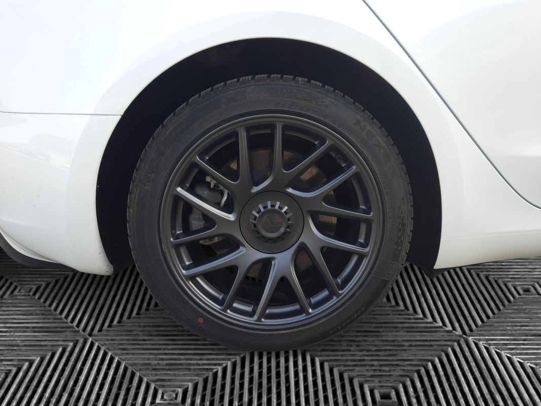 Tesla Model 3 — 36