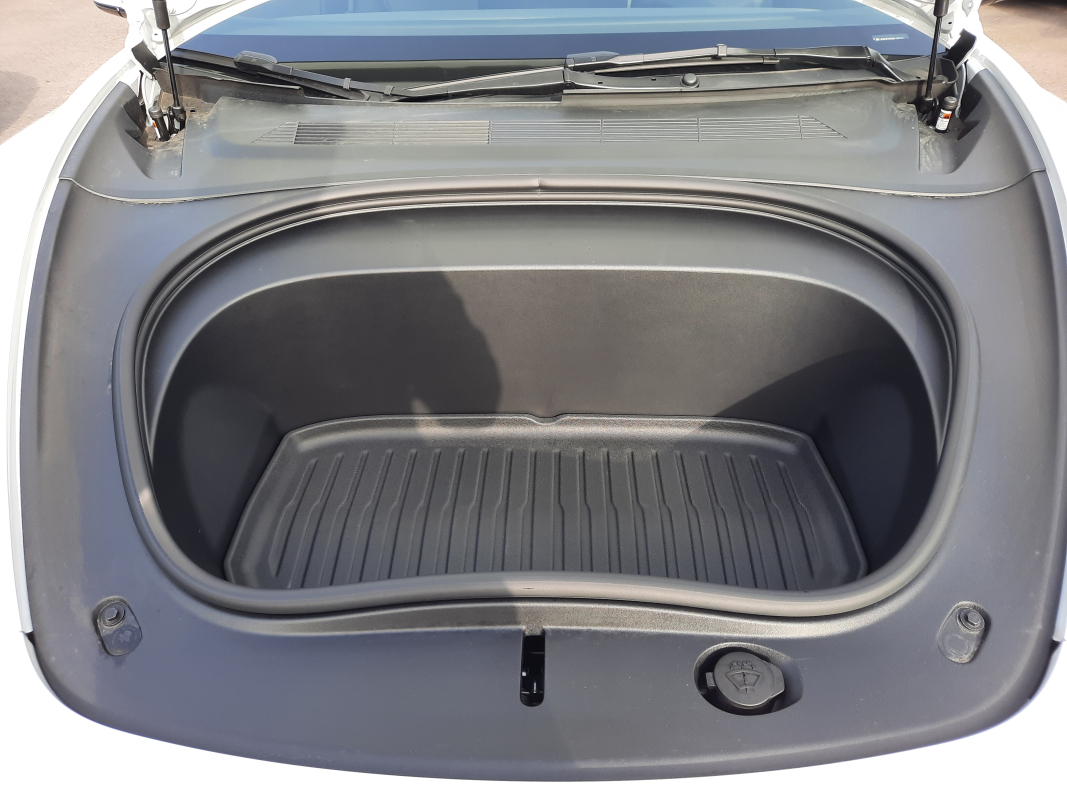 Tesla Model 3 — 32