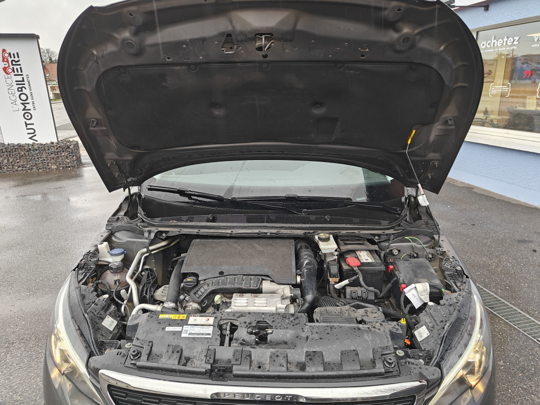 Peugeot 308 — 37