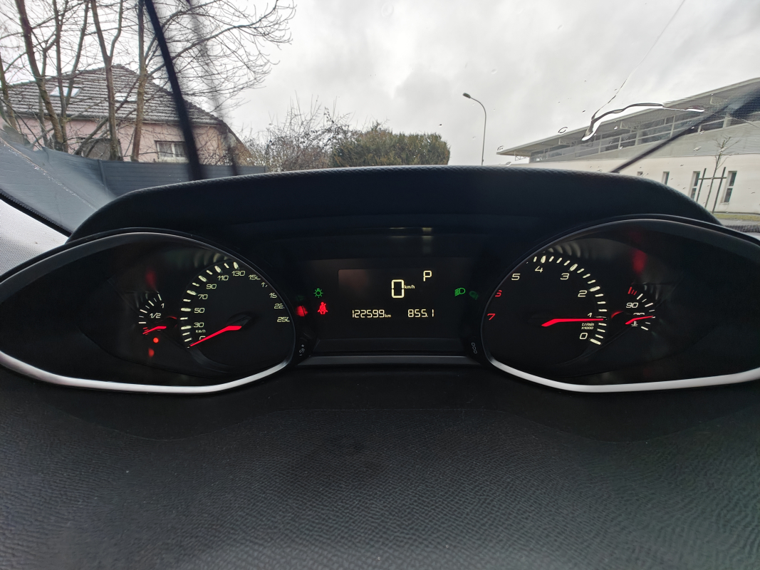 Peugeot 308 — 21
