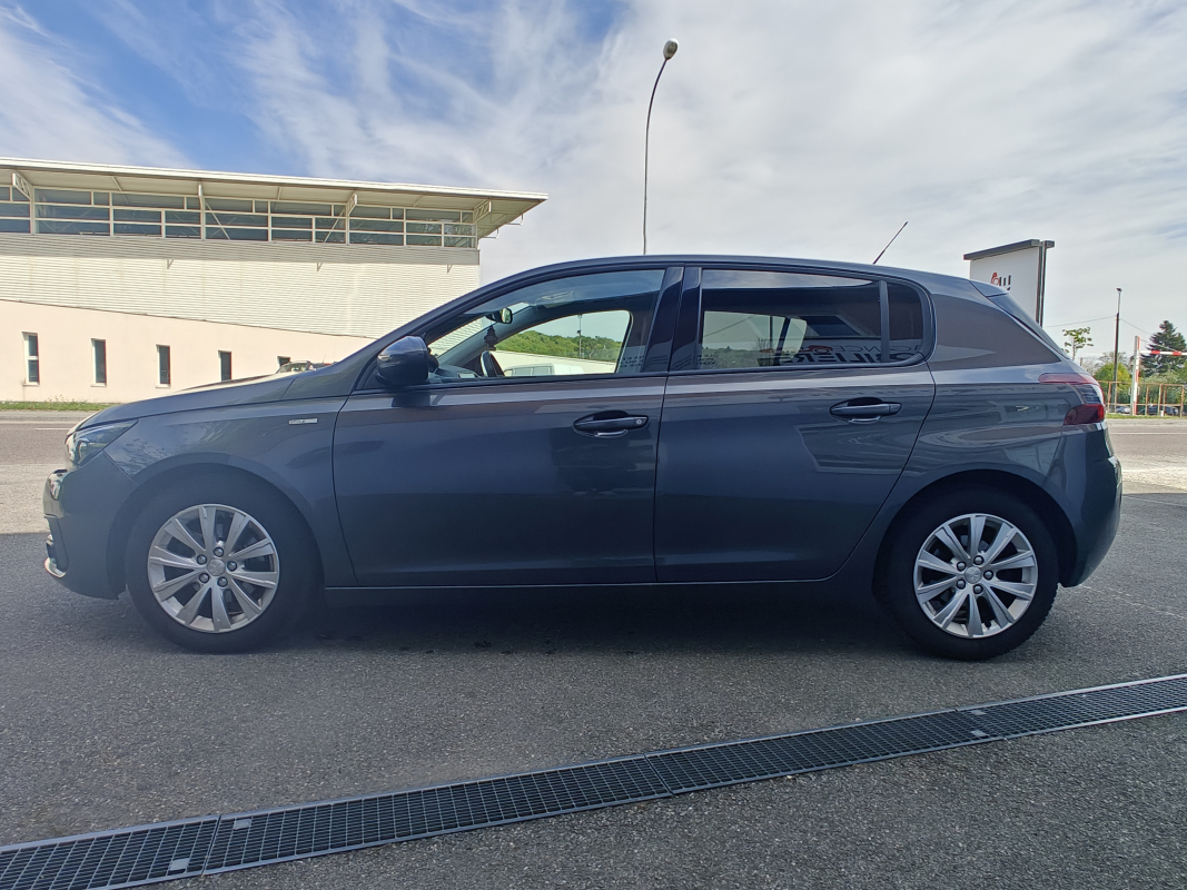 Peugeot 308 — 4