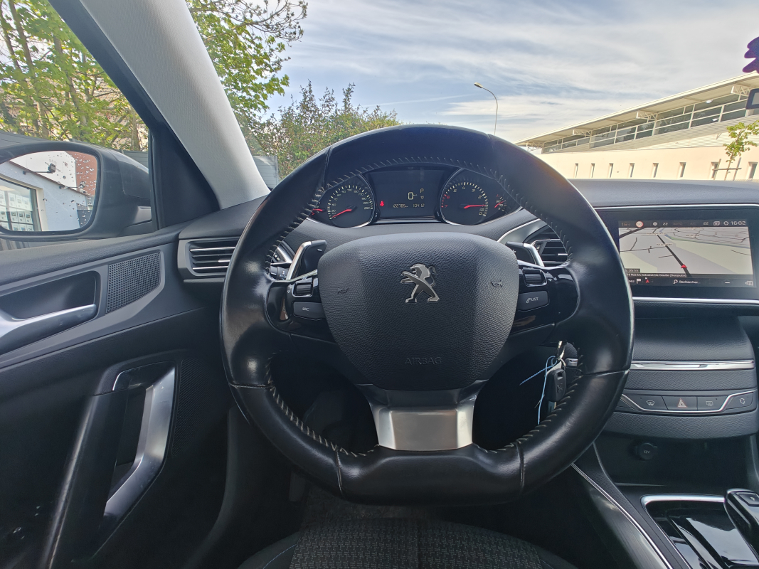 Peugeot 308 — 19