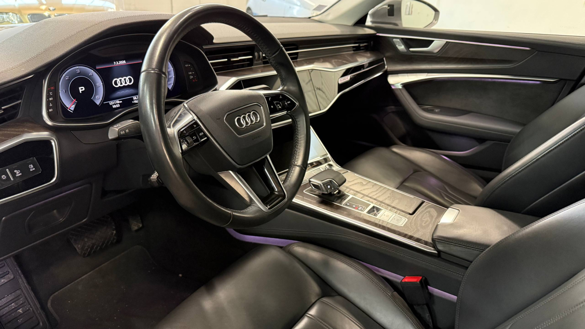 Audi A6 — 7