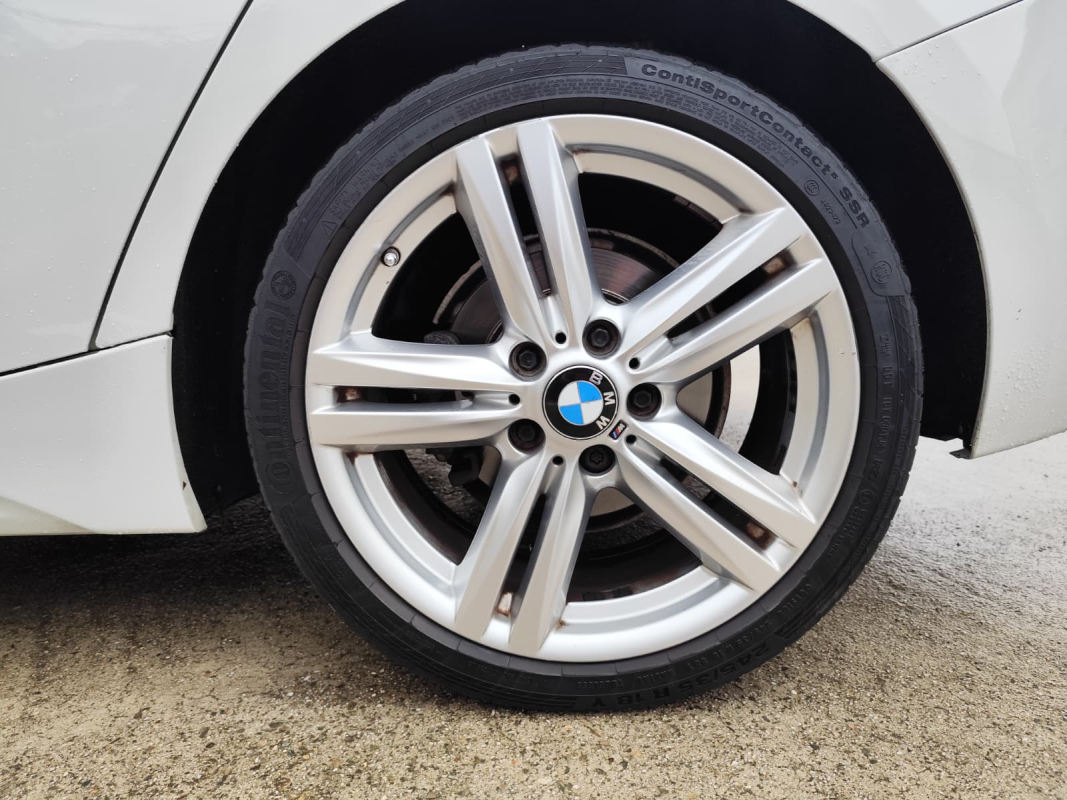 Bmw Série 1 — 23