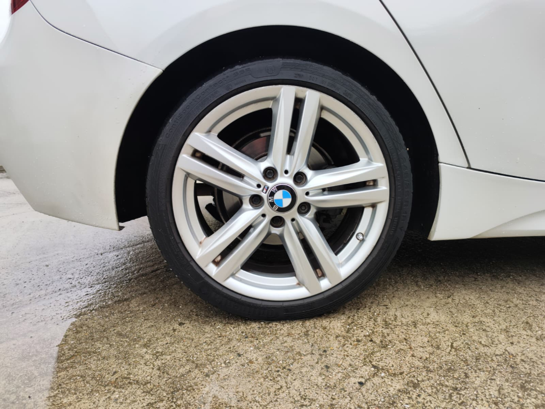 Bmw Série 1 — 26