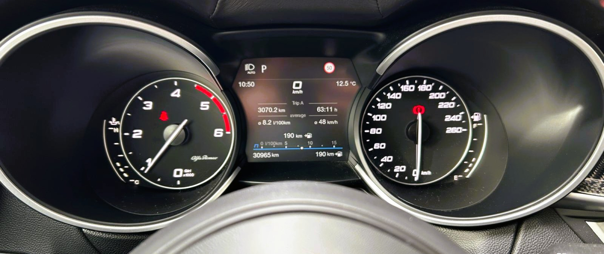 Alfa Romeo STELVIO — 13