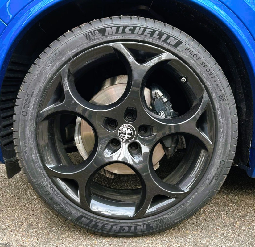 Alfa Romeo STELVIO — 28