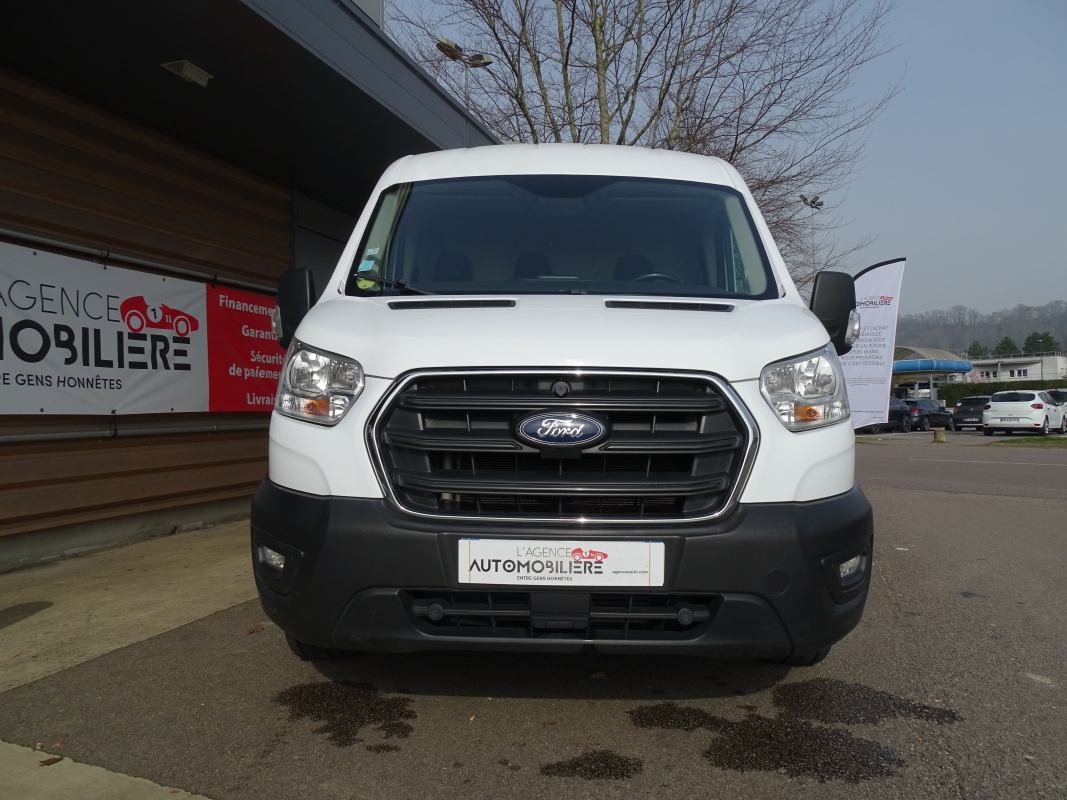 Ford Transit — 4