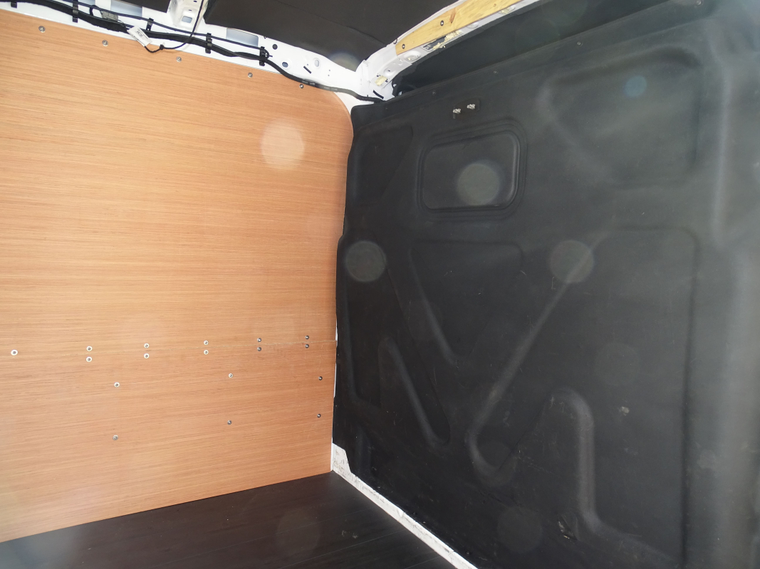 Ford Transit — 24