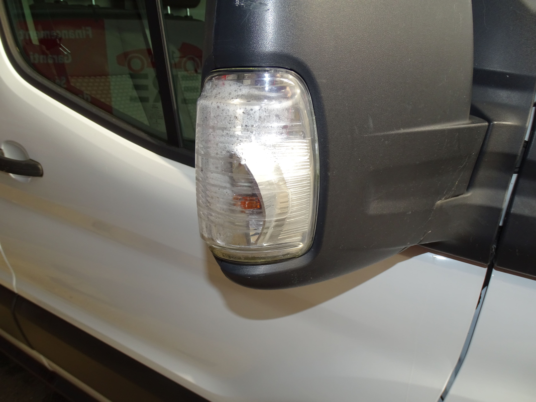 Ford Transit — 35