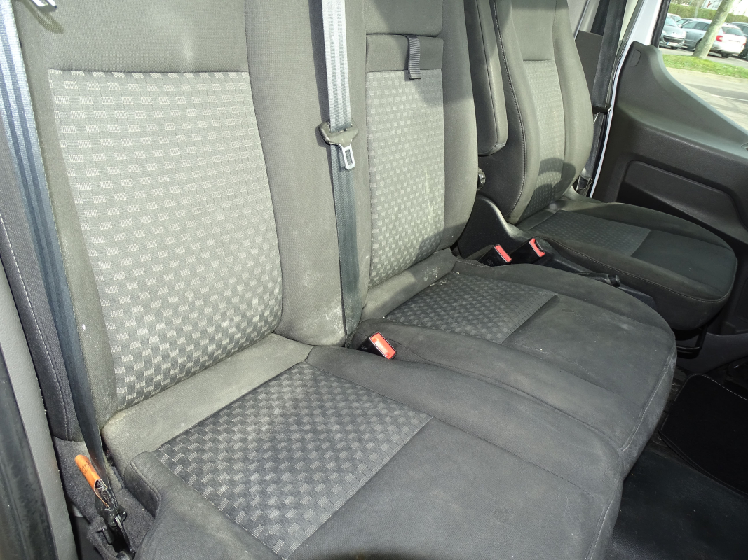 Ford Transit — 25