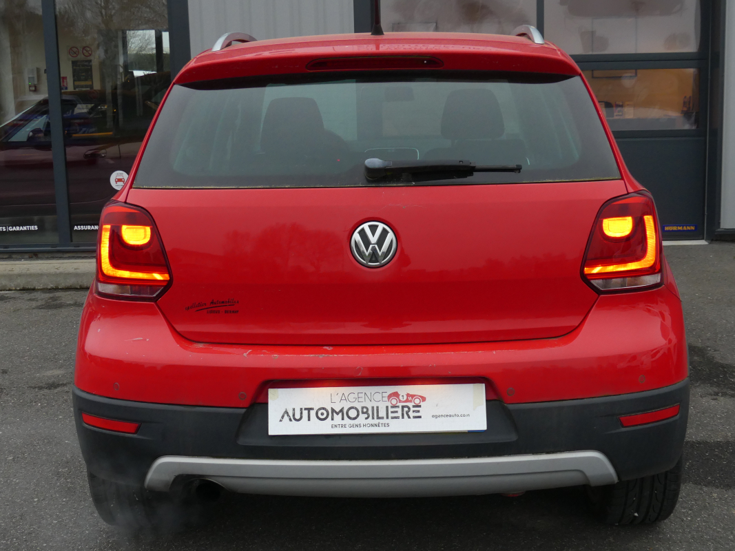 Volkswagen Polo — 4